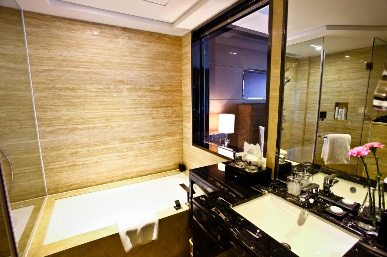 Celebrity Upper Class Hotel 청두 외부 사진